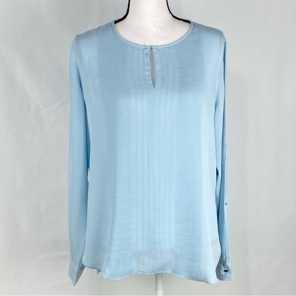 Elie Tahari Jolene Pleated Front, Long Sleeve Hi-Low Hem 100% silk Blouse Sz L - Picture 1 of 8